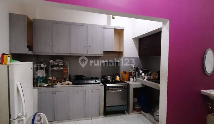 Dijual Cepat Rumah 2.5 Lantai Sudah Renovasi 2