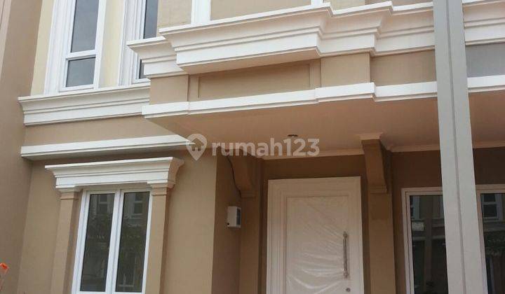 Rumah Semi Furnished di Gading Serpong Elista Village, Tangerang 1