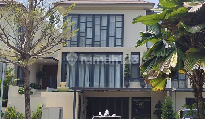 House With Private Pool and Home Theater in Lancewood Navapark