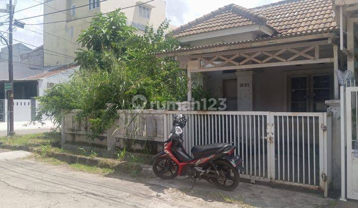 DIJUAL MURAH RUMAH TUA POSISI HOOK DI SEKTOR 6, GADING SERPONG 1