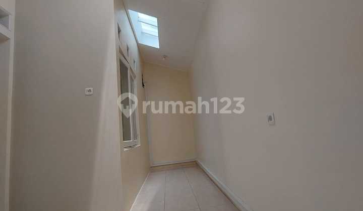 For Sale Newly Renovated Ready to Occupy House in Sector 6, Gading Serpong For Sale Newly Renovated Ready to Occupy House in Sector 6, Gading Serpong