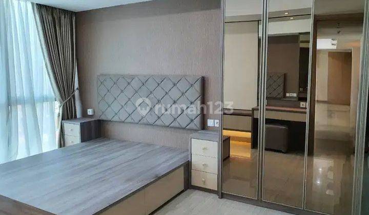 Apartement di Hillcrest House, Millenium Village Karawaci 3 BR 2