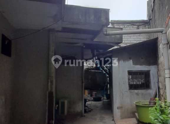 Dijual Rumah Luas 200 M² di Jelambar Baru Raya, Jakarta Barat 2