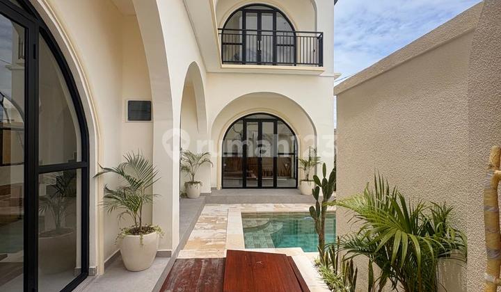 For Sale Modern Furnish Villa with Private Pool in Canggu, Bali