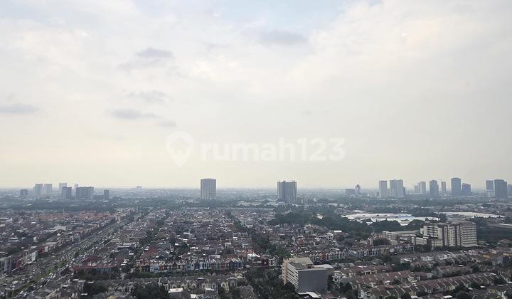 For Rent Luxury Furnished 2Br Apartment at Mtown Signature, Serpong 2