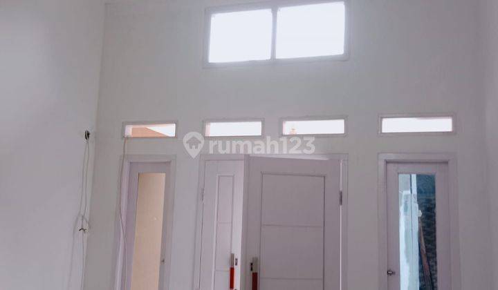 Rumah SHM di Jl kupu Baru 2