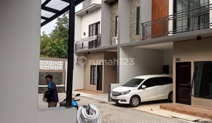 Rumah Murah Rasa Pondok Indah Dekat Tol Cisalak 2