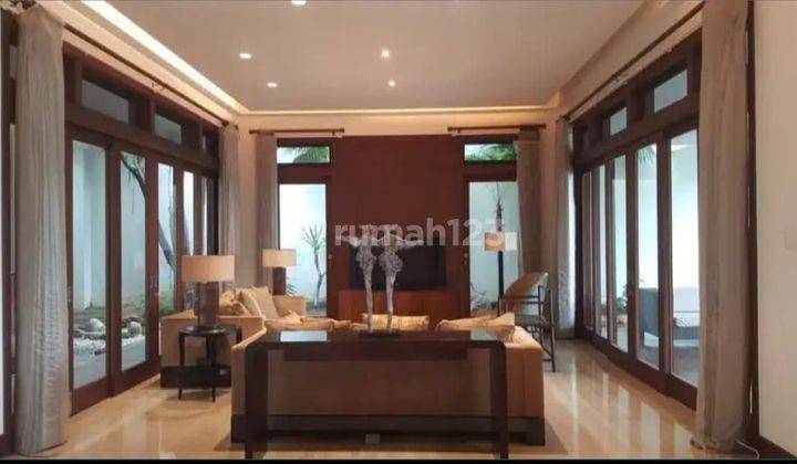 Rumah Graha Famili Furnished Tropical Minimalis  2