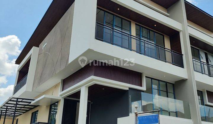 Rumah Split Level Wisata Bukit Mas Hook  1