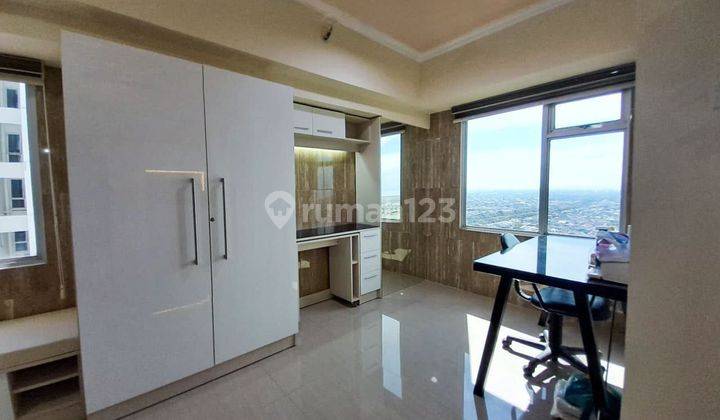 Dijual Apartemen Educity Pakuwon City 2 Kamar Tidur furnished 1