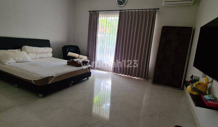 Dijual Rumah Hook Darmo Permai Furnished 1 Lantai  2