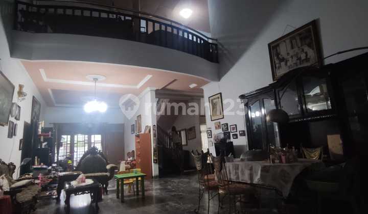 Dijual Rumah Luas dan Asri di Jantung Pasar Minggu - Dekat AEON Mall & Tol TB Simatupang!