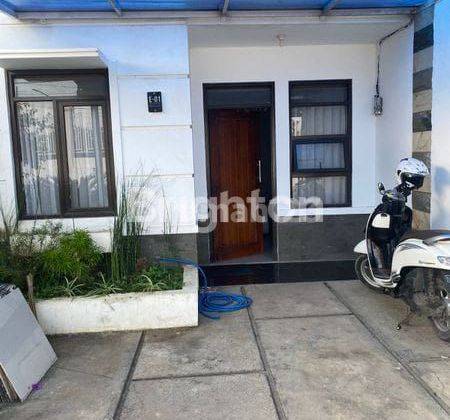 Dijual Rumah Cantik 2 Lantai Kawasan Asri Bojongsoang Bandung 1