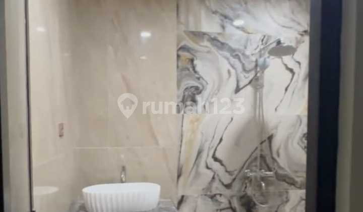 Rumah Mewah 2 Lantai Fully Furnished Di Titian Indah Bekasi  2