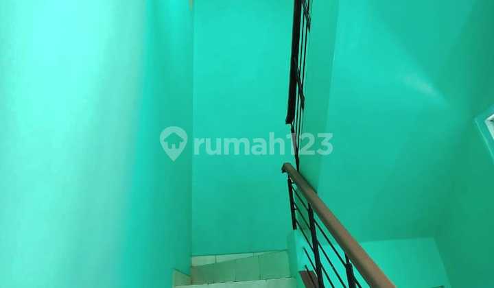 Rumah Tingkat 2 Lantai Di Royal Residancecakung Jakarta Timur 2