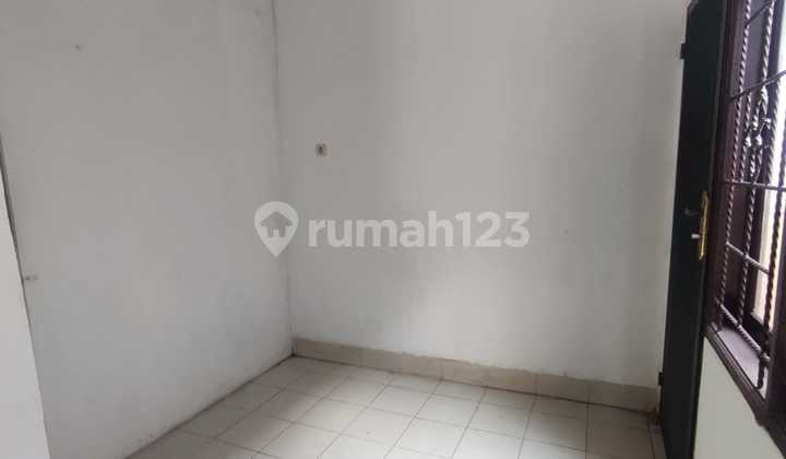 Disewakan Rumah 2+1 Kamar Tidur Diharapan Indah. Kota Bekasi  2