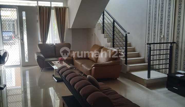 Dijual Rumah di Cluster Maple Summarecon Bekasi, Siap Huni 2