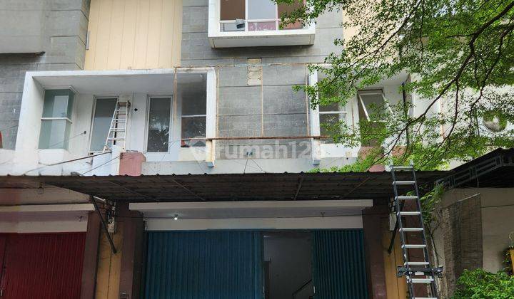 Dijual Ruko 3lantai Lebar 7.5 Diharapan Indah Bekasi. Bagus Siap Pakai 1