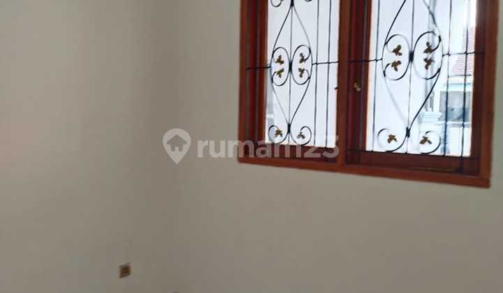 Dijual Rumah di Thb Taman Harapan Baru Bekasi 2