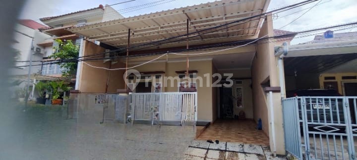 Dijual Rumah Strategis di Jalan Fajar Damai Jakasampurna Bekasi. Lokasi Strategis