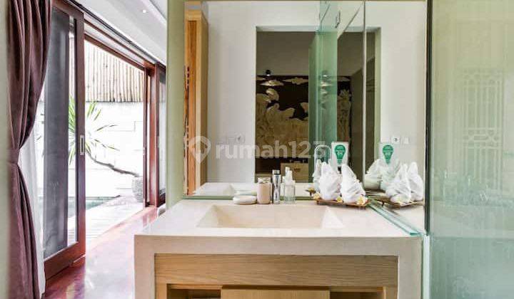 2 Unit Luxury Villa Bidadari Seminyak Desain Minimalis