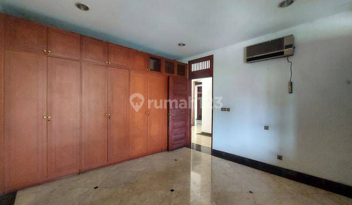 Rumah 5 Kamar Kebayoran Lama Jakarta Selatan 2