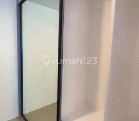 223 Nagoya Thamrin City 1 Kamar Mid Floor Sg, Sea, City View Sewa 2