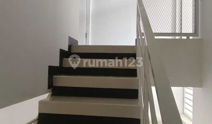 Dijual Rumah Baru 2 Lantai di Taman Kopo Indah 1 2