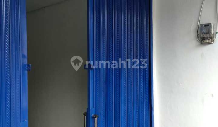 Renovated shop ready for use, main road, Cibaduyut Wing, Bandung. 2