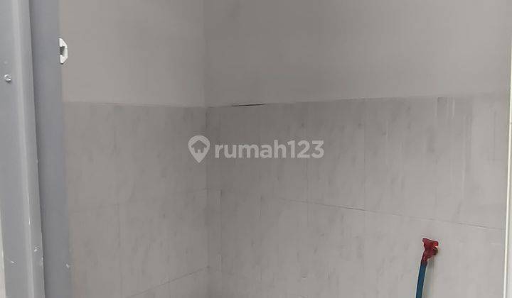 Dijual Rumah Minimalis Cantik Nan Keren di Taman Kopo Indah Tki 3 2