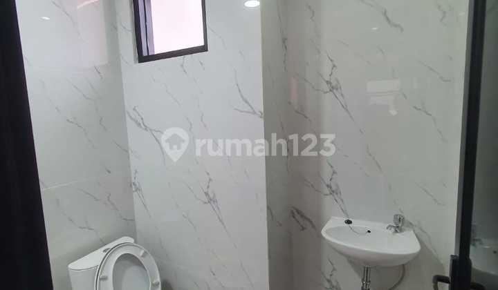 Dijual Rumah Hoek Baru Renovasi Di Komplek Margacinta Buah Batu  2