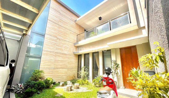 Jual Rumah Minimalis di Singgasana Pradana 1