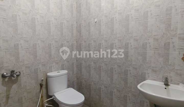 Disewakan Rumah Siap Huni di Taman Kopo Indah Tki 3 2