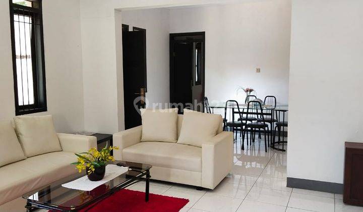 Sewa Rumah 1,5 Lantai Semi Furnish Sayap Dago Bandung 1