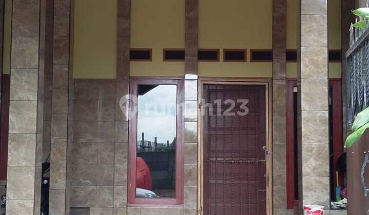 Di jual Rumah 3 Lantai Siap Huni Di Sauyunan Mas