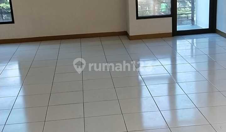 Disewakan Ruko 2 Lantai Siap Usaha Taman Kopo Ketapang Disewakan Ruko 2 Lantai Siap Usaha Taman Kopo Ketapang