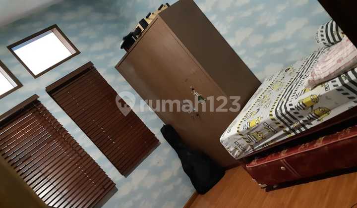 For Sale, Move-in Ready House in Taman Kopo Indah 1 2