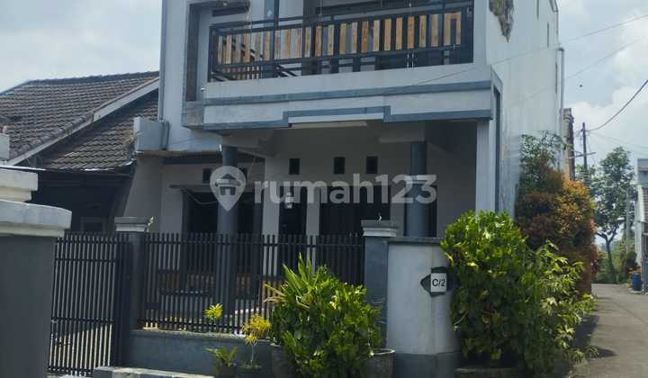 Rumah Luxury Siap Huni di Sariwangi dengan View Kota Cimahi dan Bandung