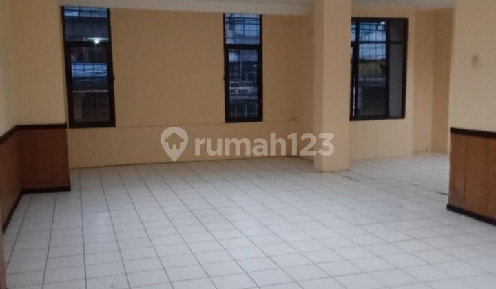 For Rent: Shophouse Suitable for Business Place, Office Space, Warehouse on Main Road Kopo For Rent: Shophouse Suitable for Business Place, Office Space, Warehouse on Main Road Kopo
