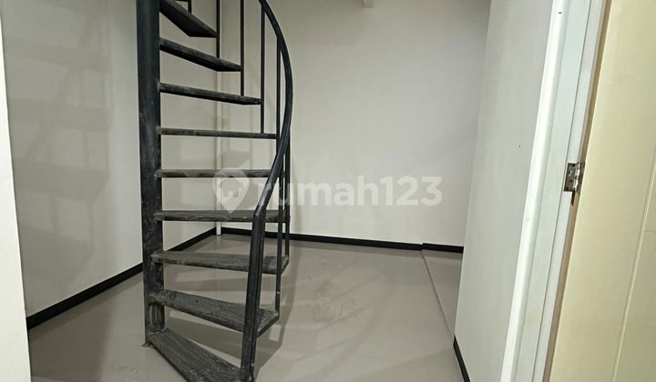 Disewakan Rumah 2 Lantai di Taman Kopo Indah TKI 5 2