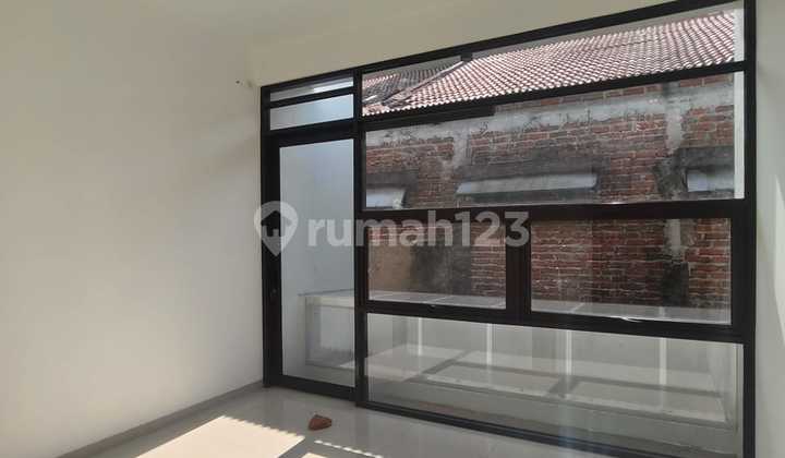 Dijual Rumah Baru 2 Lantai di Taman Kopo Indah Tki 3