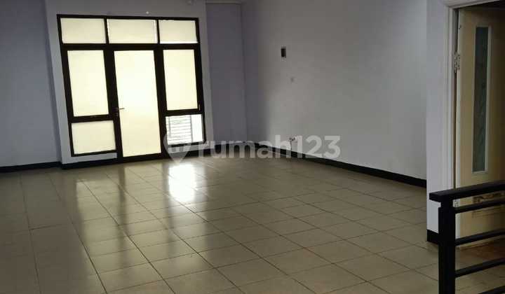 Disewakan Ruko Siap Pakai di Taman Kopo Ketapang Disewakan Ruko Siap Pakai di Taman Kopo Ketapang