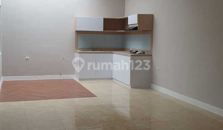 For Sale Ready-to-Occupy House in Kopo Lestari Complex 2