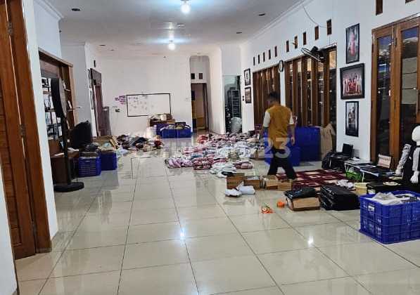 Rumah Luas Full Furnish Lokasi Strategis di Cisaranten - Arcamanik