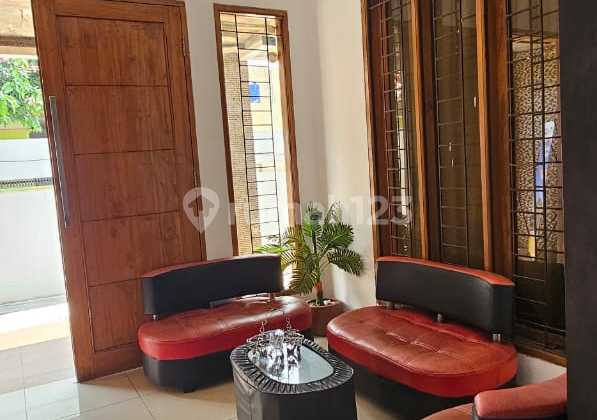 Rumah Luas Full Furnish Lokasi Strategis di Cisaranten - Arcamanik