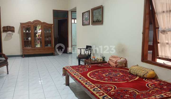 Neat and Cool House in Bunga Bakung Ciwastra