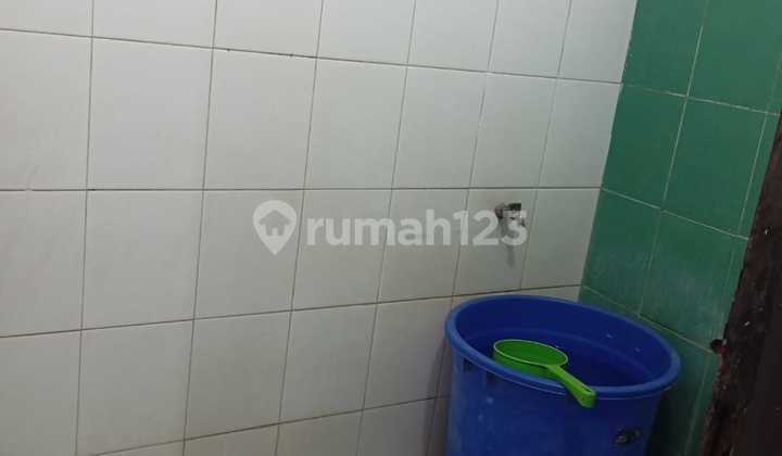 Disewakan Rumah Putih 1 Lantai di Riung Bandung 2