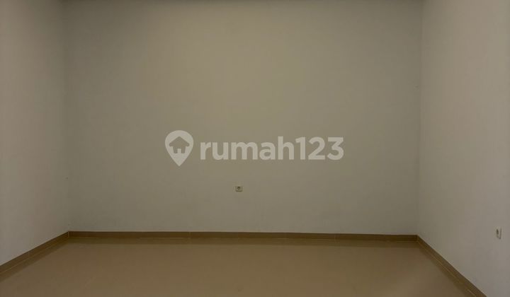 Dijual Rumah Hoki Bangunan OKE dekat Mainroad Taman Kopo Indah 3 2