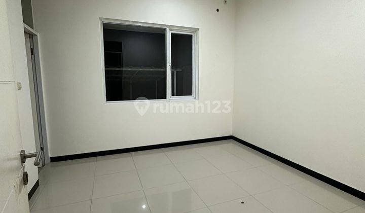 Disewakan Rumah 2 Lantai di Taman Kopo Indah TKI 5 1