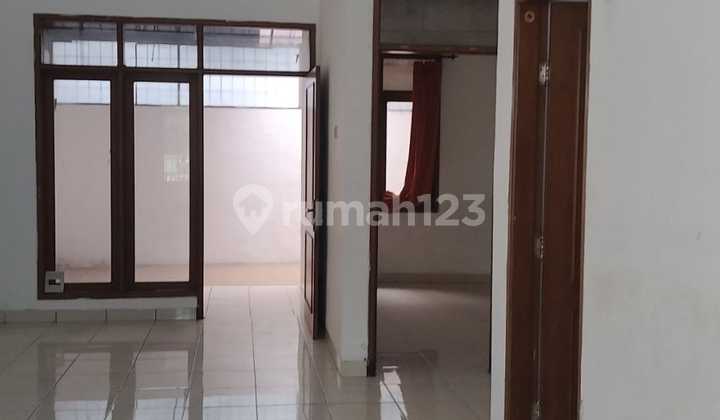 For Rent: Ready-to-Occupy House in Setra Dago Antapani Bandung 2